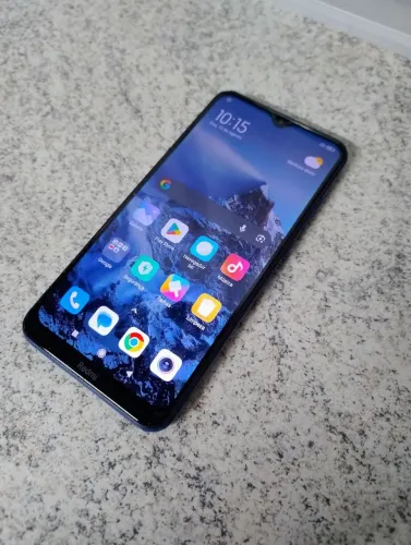 Xiaomi Redmi 8 32GB (3GB RAM) - Bateria Monstro de 5000mAh e Tela Original<br>