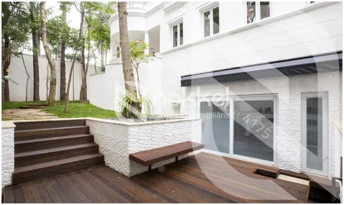 Casa em Condomínio 550 m², 4 suítes à venda no Alto Da Boa Vista