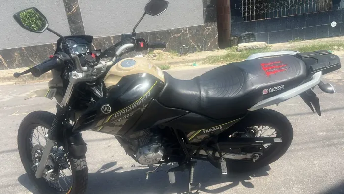 Vendo ou troco por Lander ou XRE