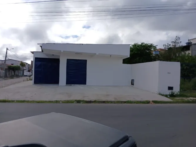 Vendo excelente ponto comercial no bairro Feira IX