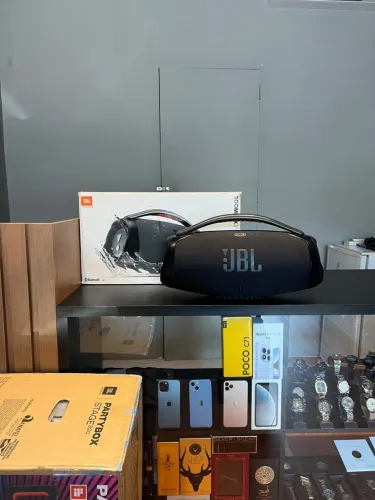 Boombox3 semi nova Com caixa e 3 mês de garantia