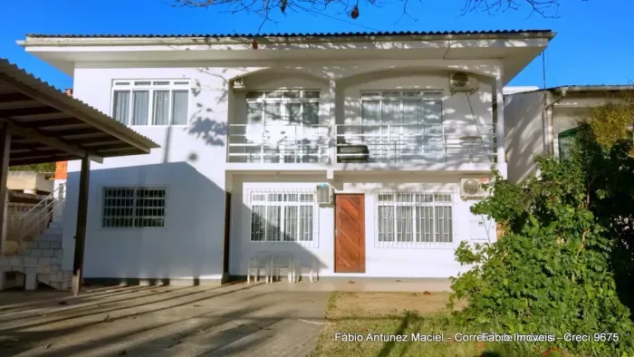Imóvel para aluguel possui 70 metros quadrados com 2 quartos em Daniela - Florianópolis -