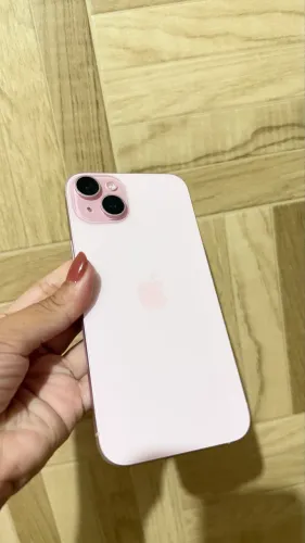 iPhone 15 Plus