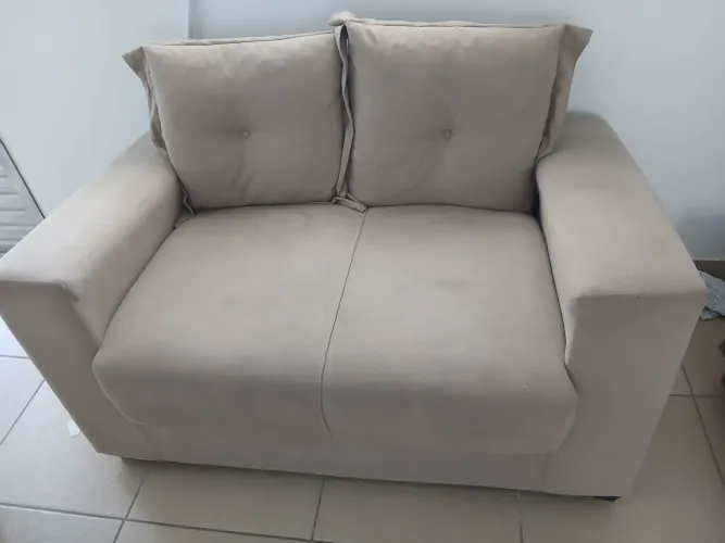 Vendo sofá 2 Lugares
