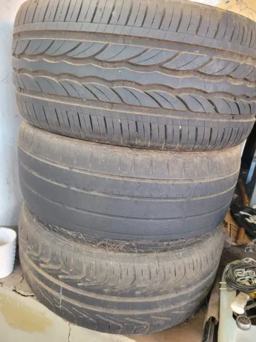 3 Pneus aro 19 225/35/19 