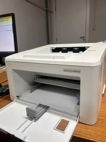 Impressora HP LaserJet pro M203dw 