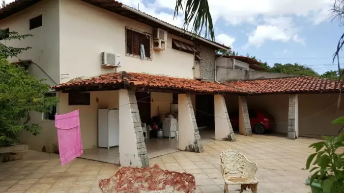 Vendo Excelente Casa Duplex no Recanto dos Vinhais