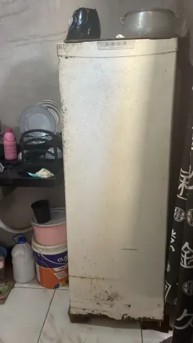 Geladeira a venda
