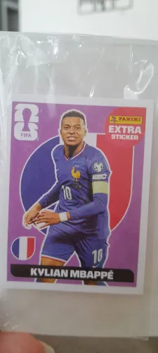 Cartinha do extra do kylian Mbappé