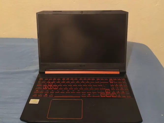 Notebook Nitro 5 gamer ( defeito)