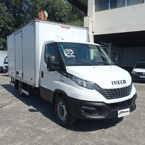 IVECO 35-150CS ANO 2022 COMPLETO EQUIP. COM BAÚ