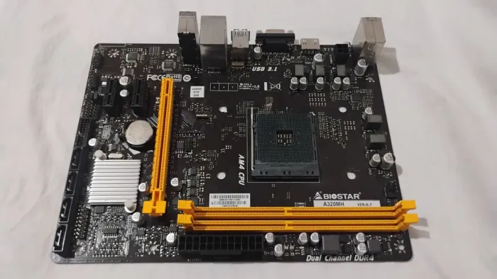 Placa-mãe Biostar A320MH