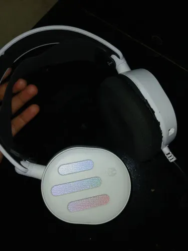 Fone de ouvido gamer