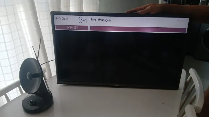 Vendo tv 32 polegadas nao e smart