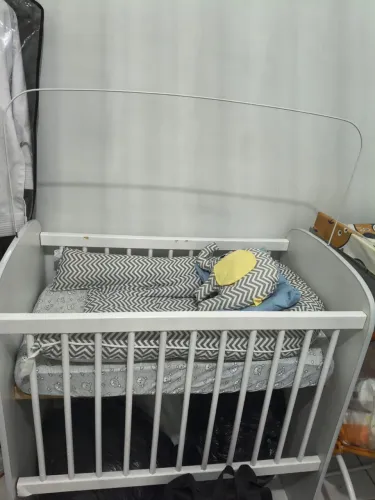 berço de neném, jogo de cama incluso ninho e almofada