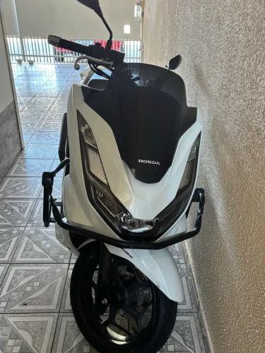 Honda PCX ABS 2024 - 160cc | Excelente estado | Revisões em dia