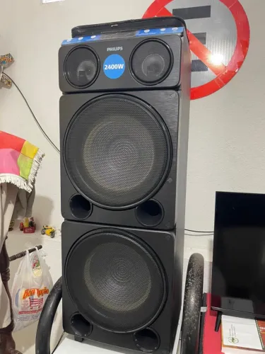 Caixa de Som Torre 2400W Semi Nova - Apenas 3 Meses de Uso