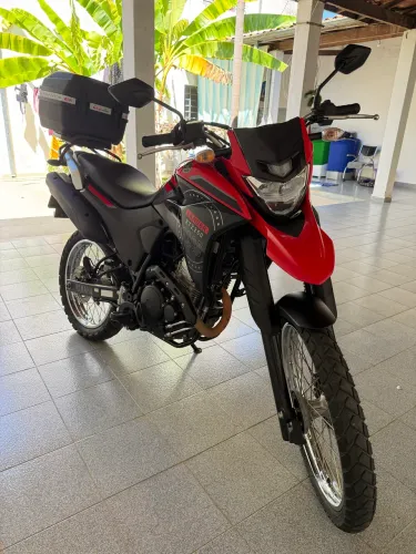 XTZ Lander 250 impecável 