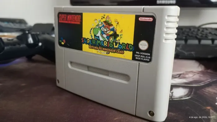 Jogo SNES super Mario world return to dinosaur land.