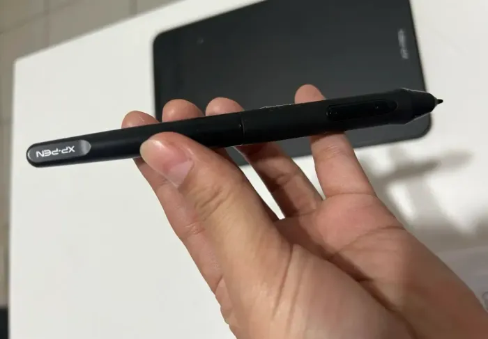 Vende-se mesa digitalizadora Xp-pen Deco seminova com caneta e luva
