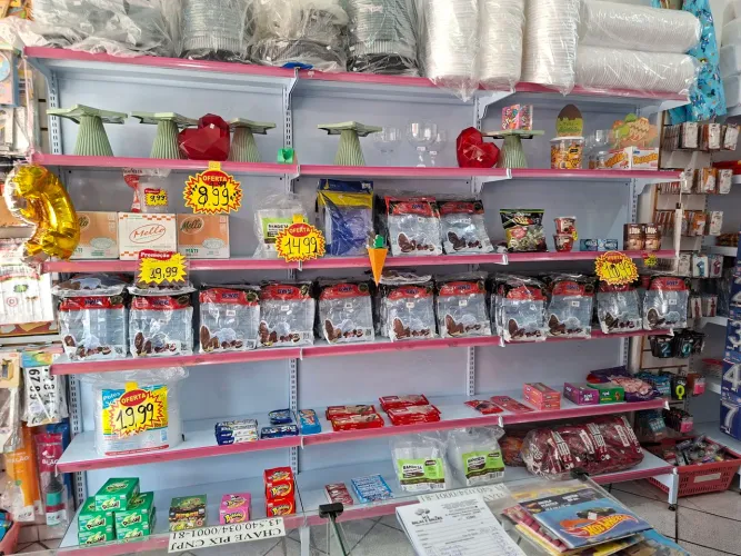 Prateleiras de Loja / Gôndolas
