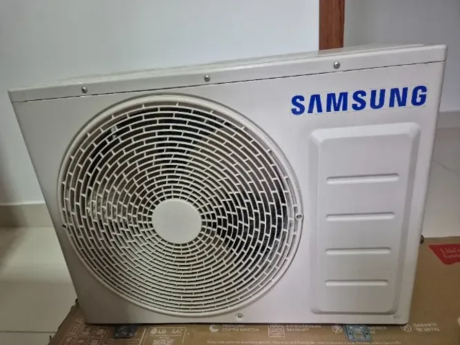 Ar Condicionado 9000 BTUs split Samsung 220V