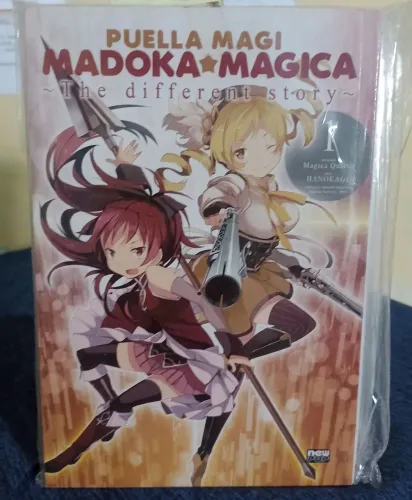 MADOKA MÁGICA - THE DIFFERENT STORY 1 AO 3 (COMPLETO)