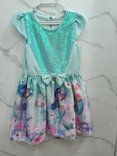 Vestido de fundo do mar e sereias, Mon Sucré (pesquisa o site), veste 5/6 anos