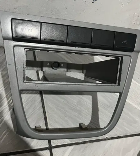 Moldura 1 Din Vw Prata - Modelo Fox/gol/saveiro G5