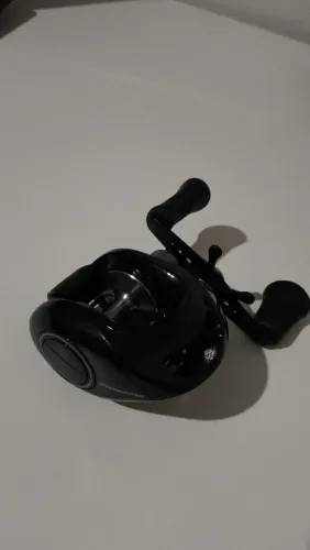 Carretilha Shimano speedmaster 201