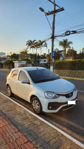 Toyota Etios X 1.3 Flex 16V 5P Mec. 2018