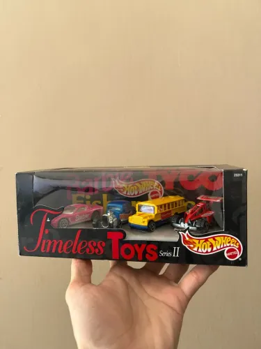 Hot Wheels Timeless Toys Series II - Set com 4 Miniaturas