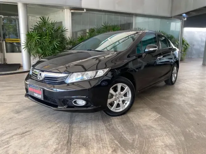 Honda Civic Sedan EXS 1.8/1.8 Flex 16V Aut. 4P 2013