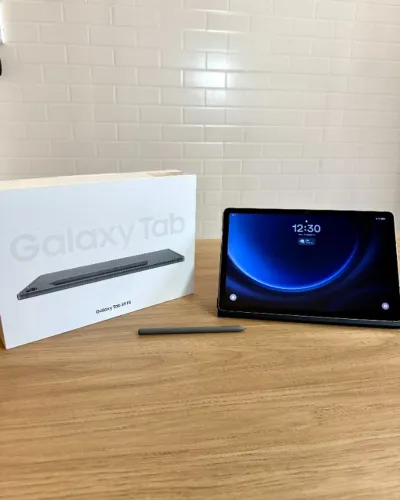 Galaxy Tab S9 FE 128GB Completo - S Pen + Capa + Teclado e Mouse + Caixa Original