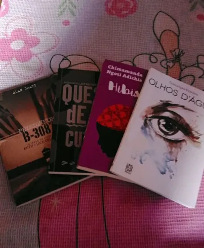 Kit 4 livros clássicos da literatura.