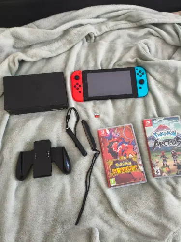 Switch V1 + Pokemon Arceus + Pokemon Scarlet + 36gb + 128g no micro Sd