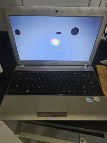 Notebook sansung RV 411