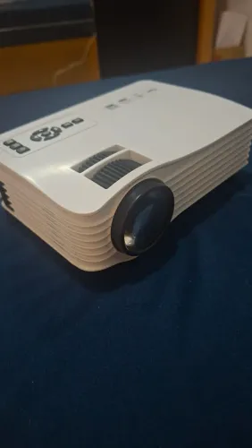 Projetor Wi-Fi Ready