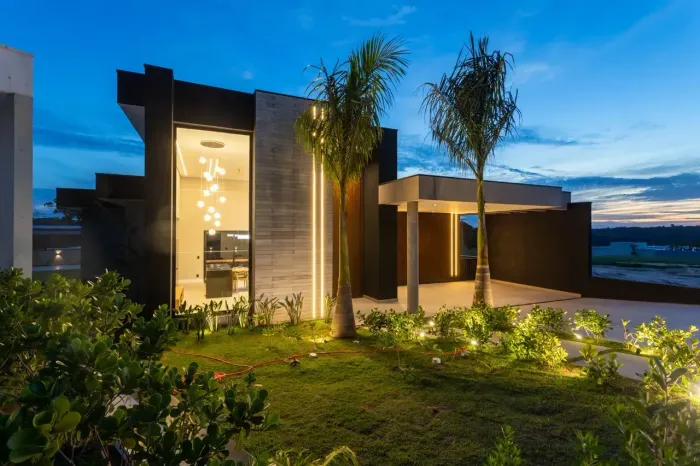 Casa Mobiliada de Altíssimo Padrão | Acabamentos Exclusivos | Localização Privilegiada