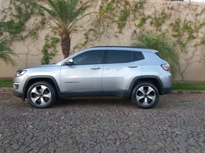 Jeep Compass Sport 2.0 4X2 Flex 16V Aut. 2021