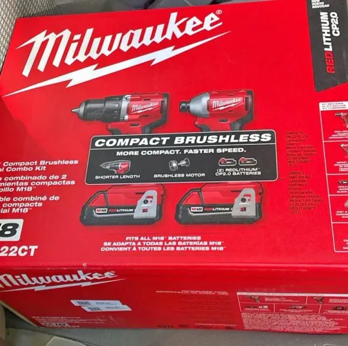 Furadeira e Parafusadeira Milwaukee