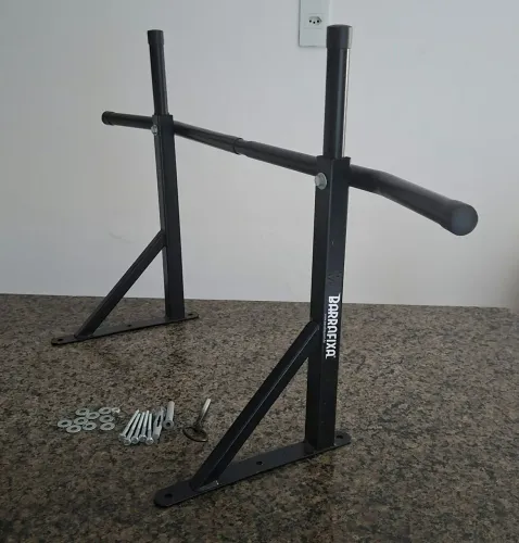 Barra Fixa de Parede c/ suporte p/ saco de pancada