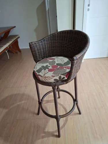 Conjunto 3 banquetas alta rattan 