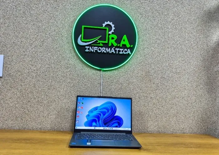 NOTE LENOVO I3, 8GB, NVME 512GB, ZERADO!!