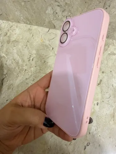 Capinha IPhone 17 rosa espelhada