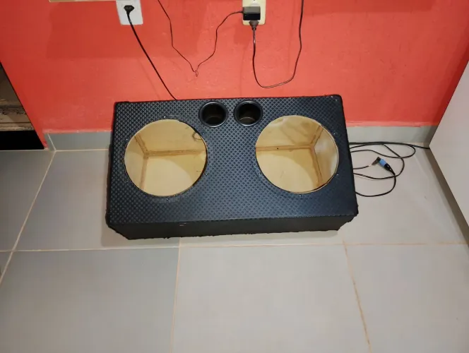 Vendo caixa de som automotivo 