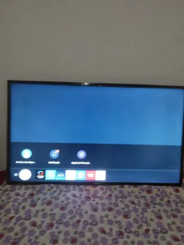 Vendo uma tv smart Samsung 43 polegadas