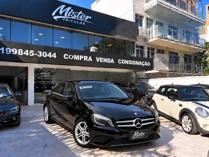 Mercedes-Benz A-200 A 200 1.6 Turbo 2013