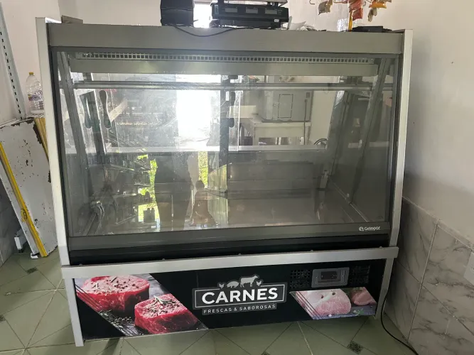 Vendo balcão de água
