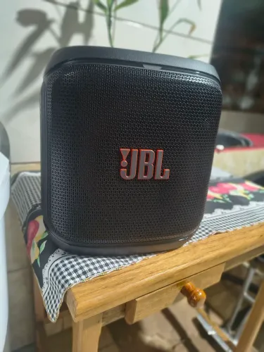 Vendo essa caixa JBL ENCORE 2
